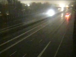 CAM 77 Windsor I-91 SB N/O Exit 34 - Bina Ave. live webcam