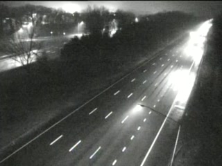 CAM 103 Rocky Hill I-91 NB Exit 23 - West St. live webcam