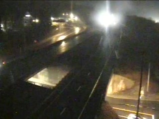 CAM 163 Waterbury RT 8 NB Exit 36 - Huntingon Ave. live webcam