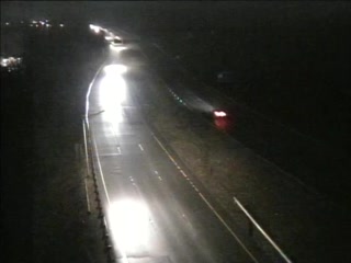 CAM 171 Waterbury RT 8 NB S/O Exit 30 - S/O Nicholas Dr. live webcam