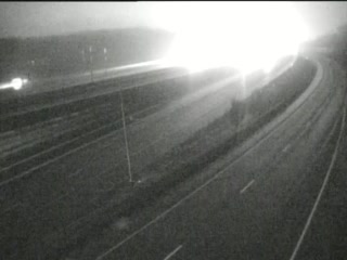 CAM 12 East Hartford I-84 WB E/O Exit 58 - I-384 live webcam