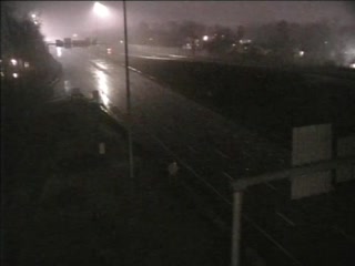 CAM 20 East Hartford I-84 WB Exit 56 - Governor St. live webcam