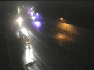 CAM 38 West Hartford I-84 EB Exit 39A - Ridgewood Rd. live webcam