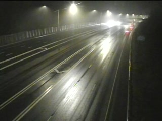 CAM 70 Windsor I-91 SB N/O Exit 37 - N/O Pigeon Hill Rd. live webcam