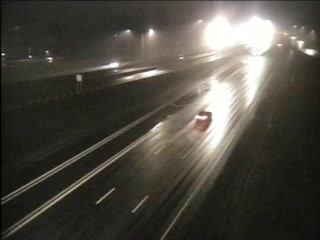 CAM 72 Windsor I-91 SB Exit 37 - Rt. 305 (Bloomfield Ave.) live webcam