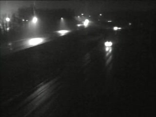 CAM 104 Rocky Hill I-91 NB S/O Exit 23 - S/O West St. live webcam