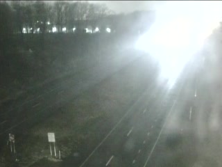 CAM 197 I-691 WB Cheshire E/O Exit 8A Peck Lane live webcam
