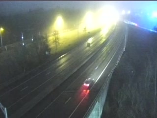 CAM 220 New Britain Rt 9 SB @ X38 (East St) live webcam