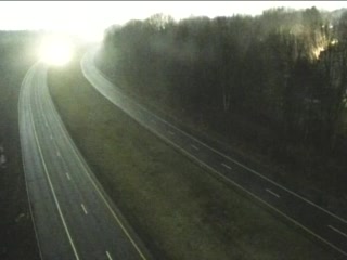 CAM 239 Cromwell Rt 9 SB S/O X27 live webcam