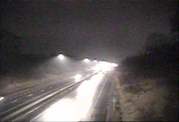 CAM 85 Branford I-95 SB S/O Exit 54 - Todds Hill Rd. live webcam