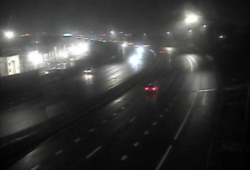 CAM 129 New Haven I-91 SB Exit 3 - Trumbull St. live webcam