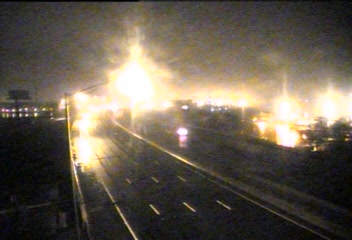 CAM 135 New Haven I-91 NB Exit 8 Underpass - Rt. 80 (Middletown Ave.) live webcam